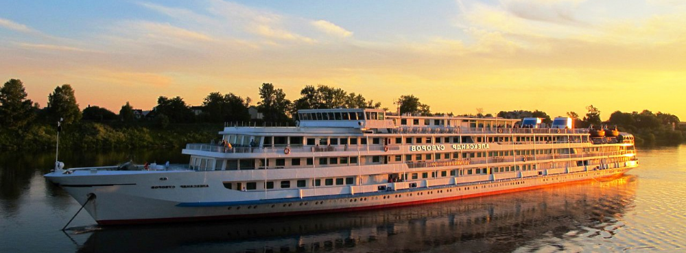 Круизы на речных теплоходах