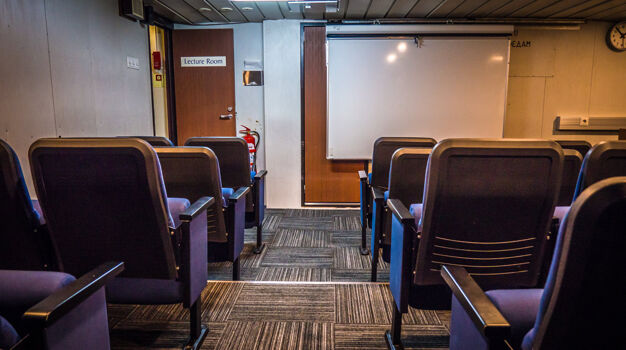 Лекционный зал