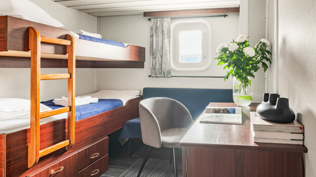 Каюта Супериор 2-х местная 2-х ярусная с собственными удобствами