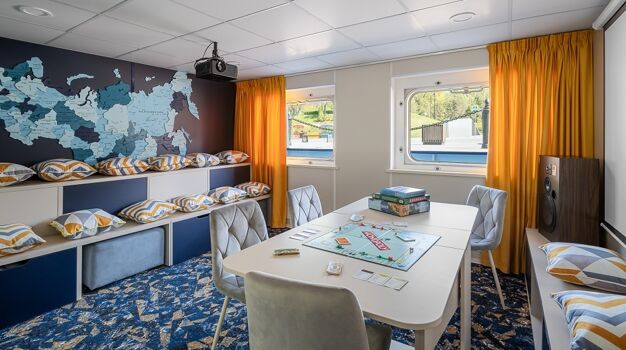 Подростковый клуб