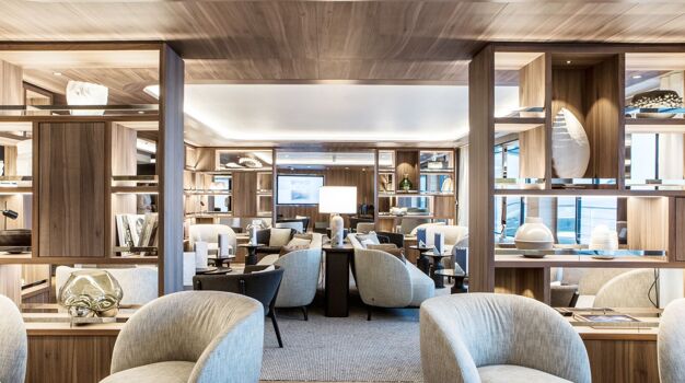 Главный лаундж