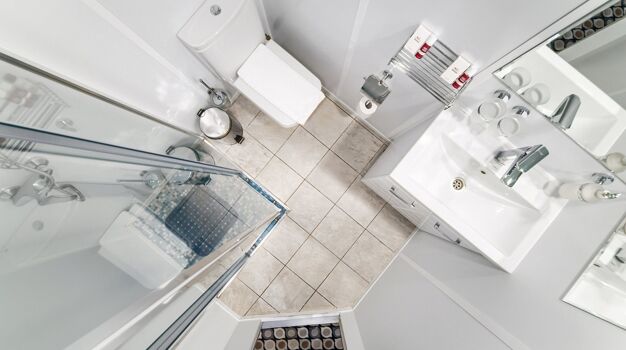 Санузел в каюте Делюкс