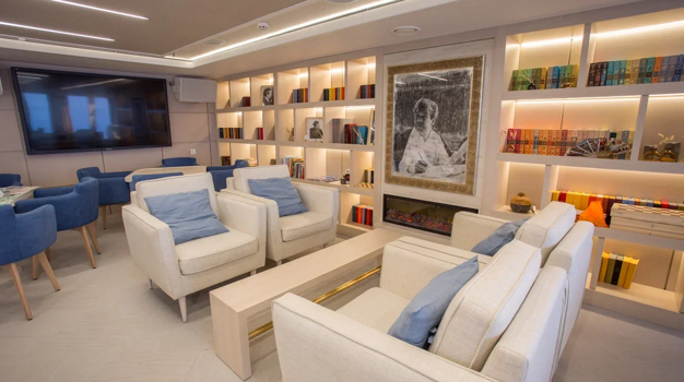 Винная библиотека