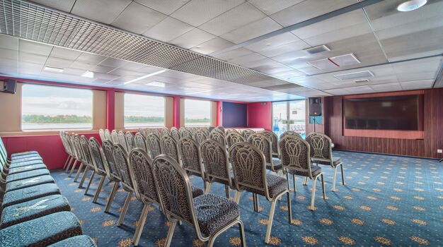 Конференц-зал "Чайковский"