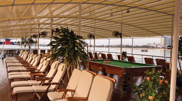 Бильярд на открытой палубе
