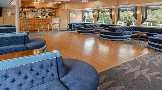 Конференц-зал и бар "Ладога"