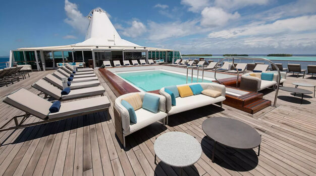 Открытый бассейн