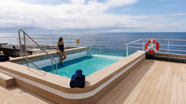 Открытый бассейн