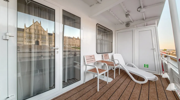 Балкон в каюте Полулюкс с балконом