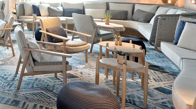 Зона отдыха, Main Lounge