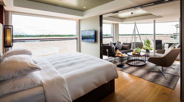 Каюта Royal Panorama Suite
