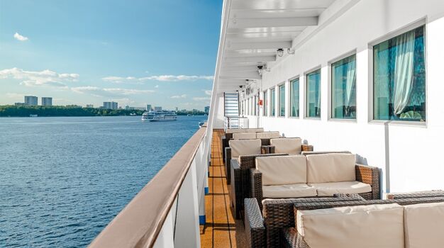 Зона отдыха на шлюпочной палубе