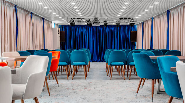 Концертный зал