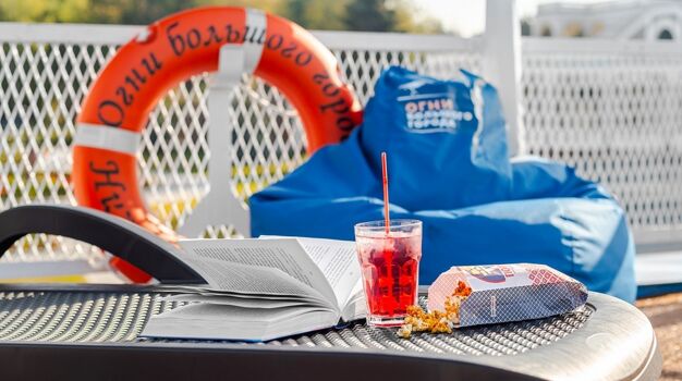 Зона отдыха на открытой палубе