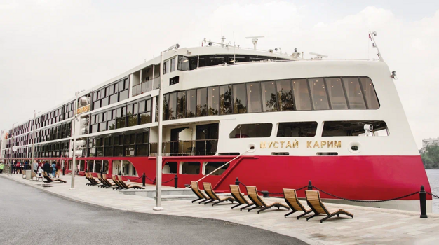 Мустай Карим