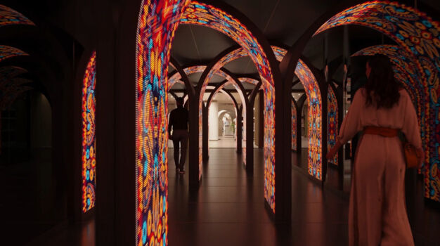 Многоуровневое мультисенсорное пространство Bazaar_Tunnel