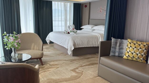 Президентский люкс с блконом и панорамным видом