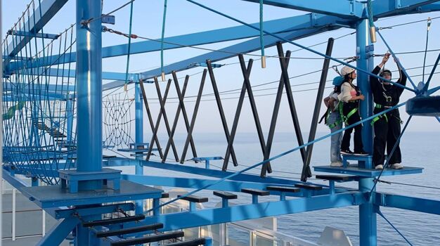Веревочный парк на открытой палубе