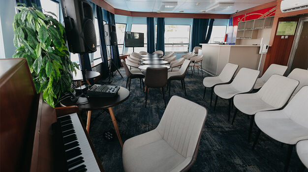 Музыкальный салон