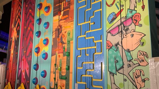 Стена для скалолазания