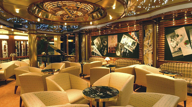 Бар Crooners Lounge & Bar