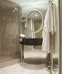 Ванная комната в каюте Owner`s Suite