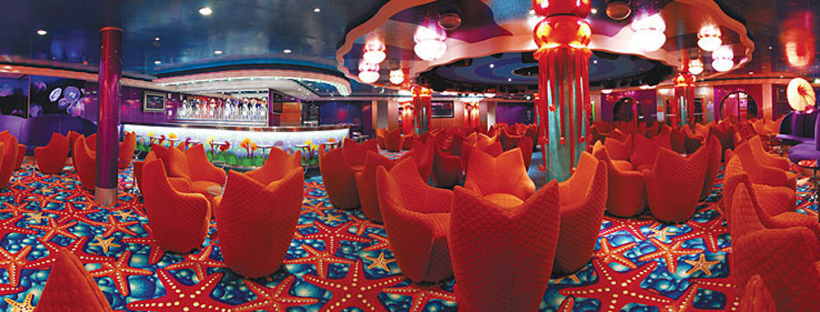 Ночной клуб Medusa Cabaret Lounge на Norwegian Jade