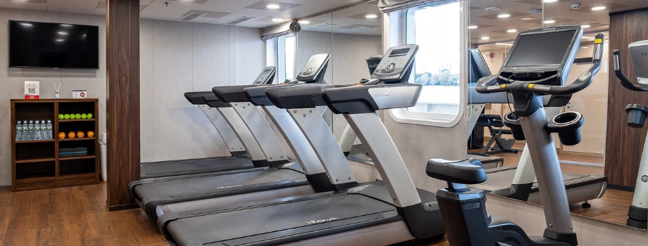 Тренажерный зал на теплоходе Мустай Карим