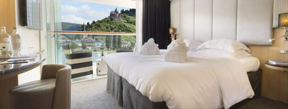 Люкс с балконом на Scenic Diamond