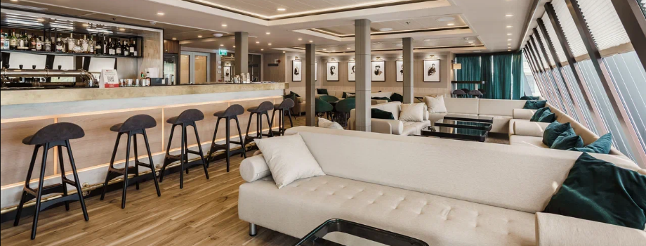 Бар Башкирия на теплоходе Мустай Карим