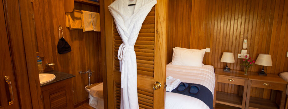 Каюта с 2-мя односпальными кроватями