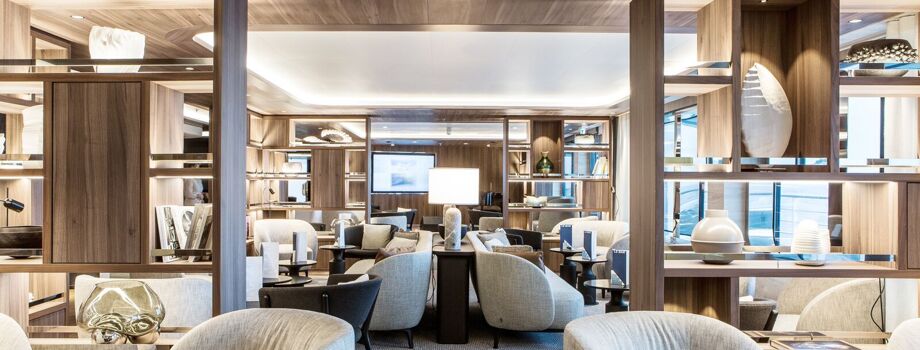 Главный лаундж