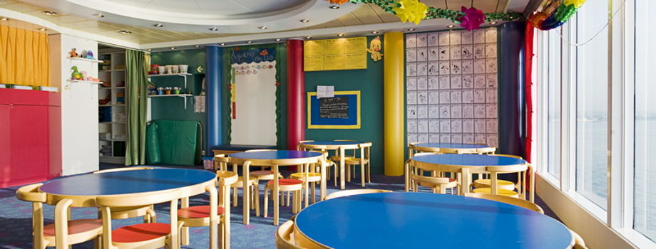 Детский клуб (Children Playroom)