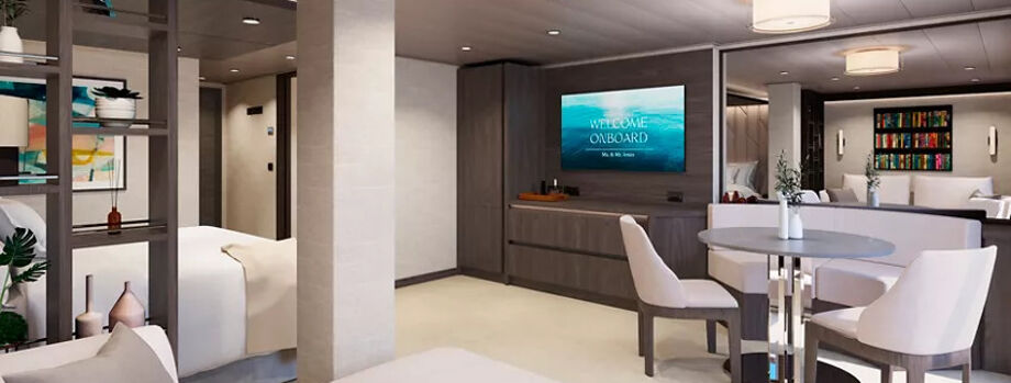 Гостиная зона в каюте Deluxe penthouse