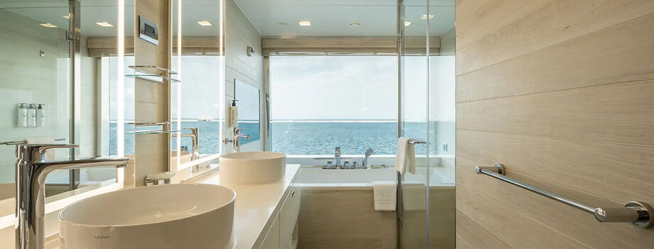 Ванная комната в каюте Grand Suite Deluxe