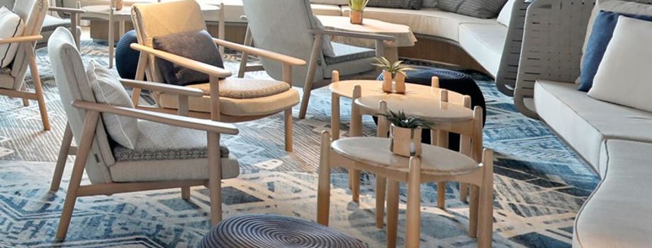 Зона отдыха, Main Lounge