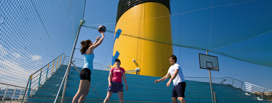 Спортивная площадка