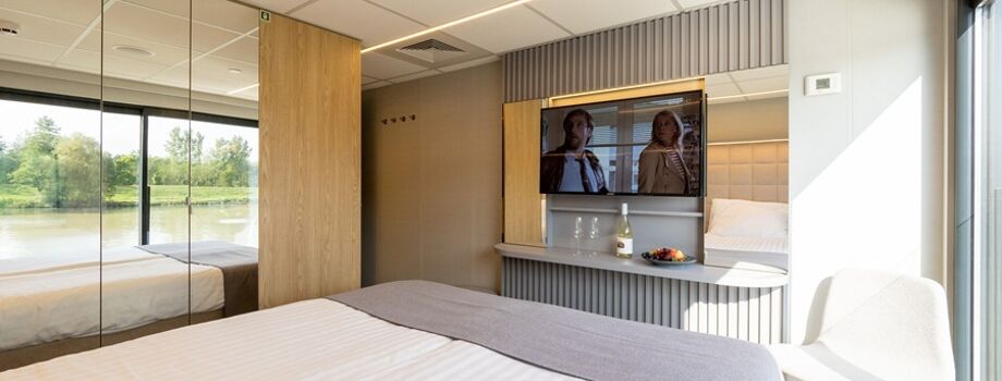 Каюта с французским балконом