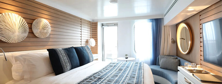 Каюта с балконом Deluxe Stateroom