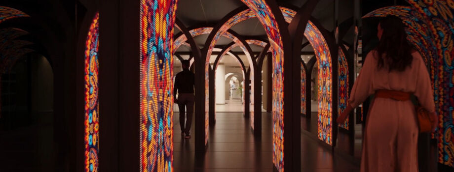 Многоуровневое мультисенсорное пространство Bazaar_Tunnel