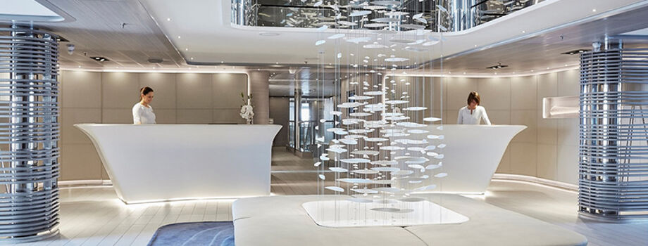 Лобби лайнера