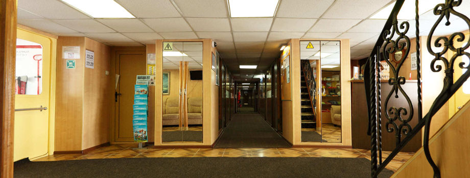 Вестибюль теплохода Юрий Никулин