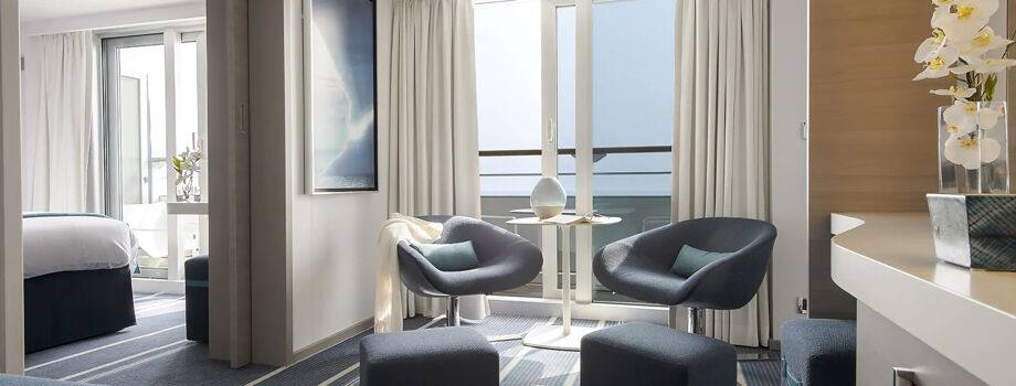 Каюта с 2-мя спальнями и гостиной Grand Privilege Suite