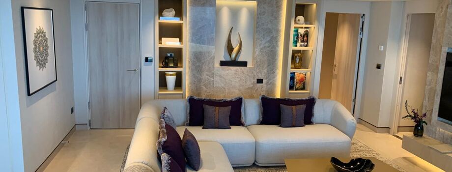 Гостиная в каюте Royal Villa