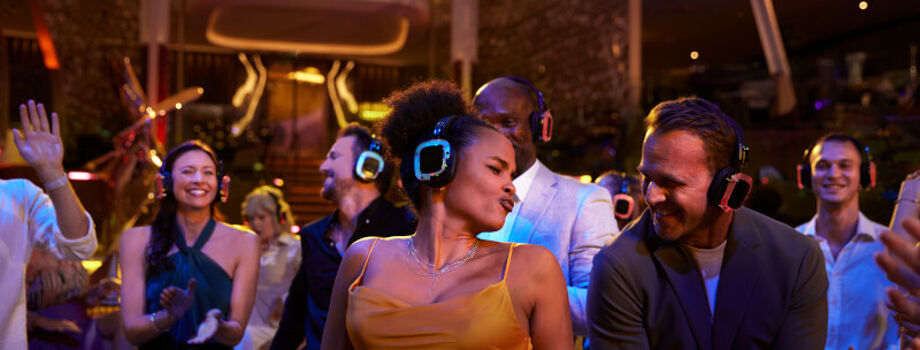 Бесшумная дискотека в наушниках
